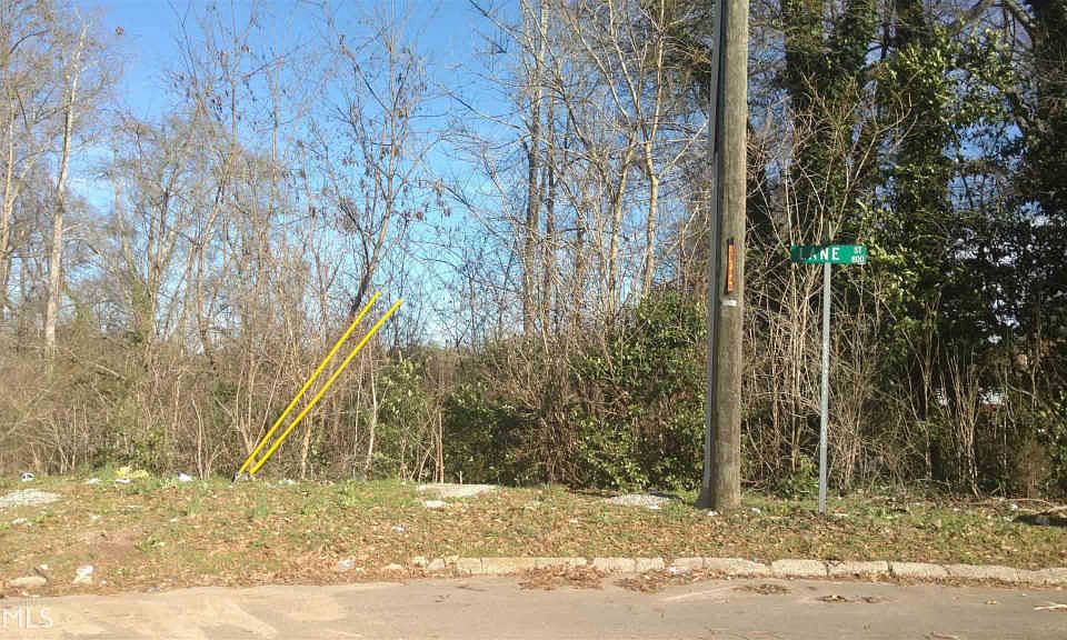 2nd image of 840 Lane St