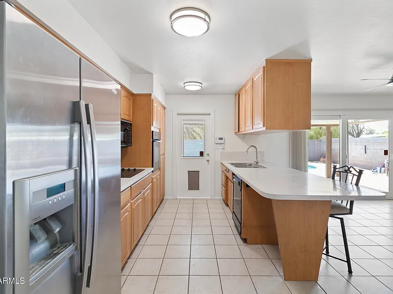 1617 E Alameda Dr — Photo 5