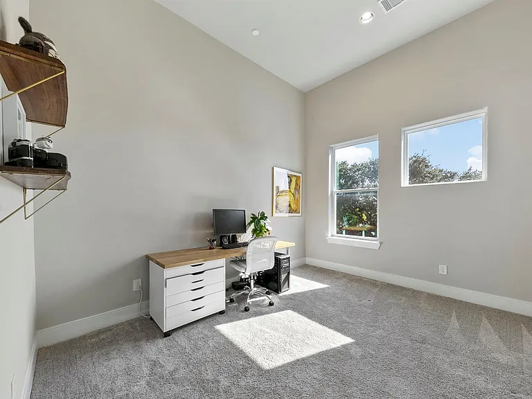 2412 Canal St #J — Photo 18
