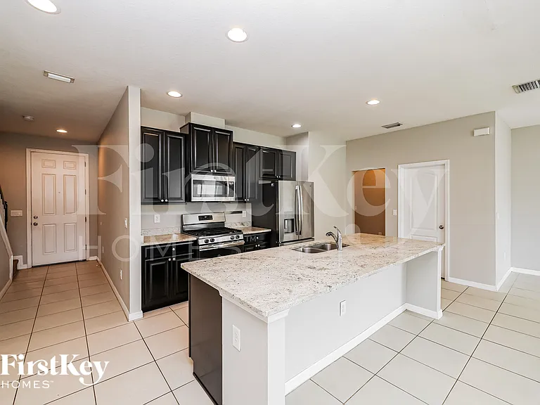 12221 Blue Pacific Dr — Photo 6