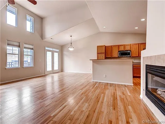 S Winnipeg Cir, Aurora — Photo 2