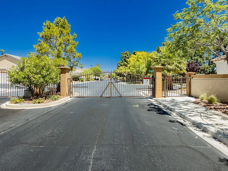 1329 Chaparral Summit Dr — Photo 28