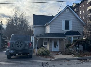 96 Gurnett St, Aurora, ON L4G 1P6