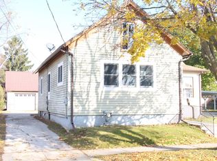 1608 21st St, Two Rivers, WI 54241