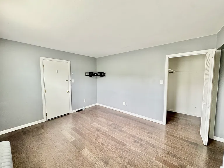 1025 Brookline Blvd #2 — Photo 2