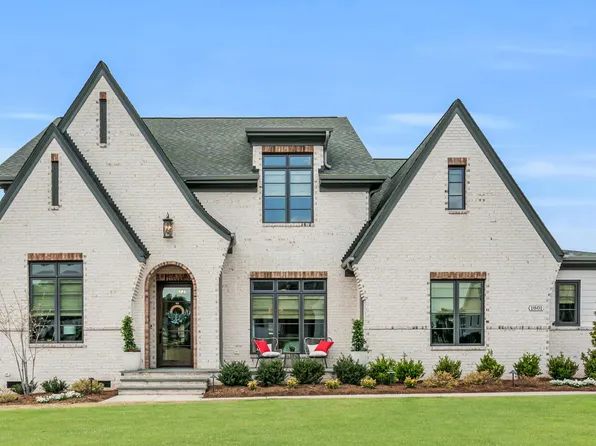 1801 Clifton Pines Dr, Cary, NC 27519