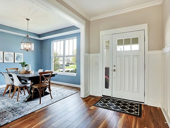 3rd image of 7831 Gray Eagle Dr
