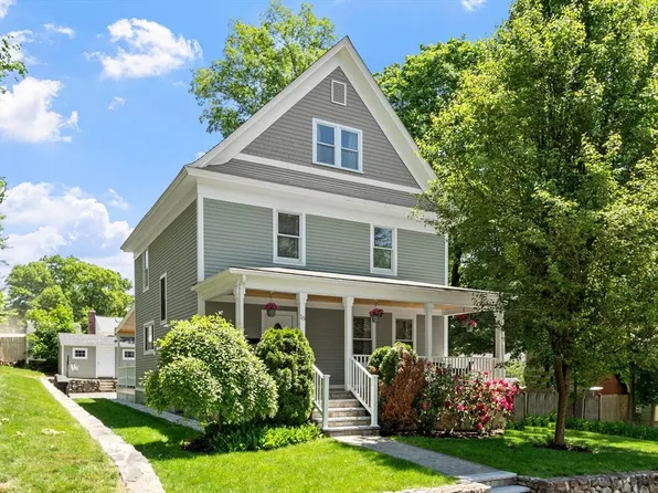 15 Bennett St, Hudson, MA 01749