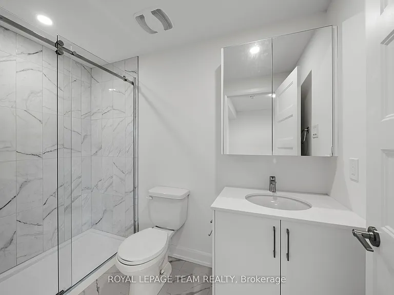 998 Hollington St #LOWER — Photo 18