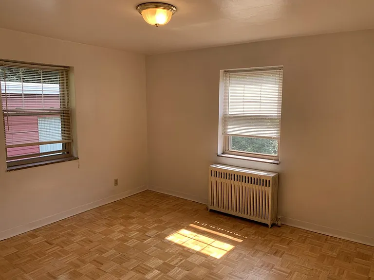 5300 Fifth — Photo 26