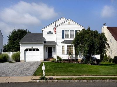 55 Brady Rd, Shrewsbury, NJ, 07702