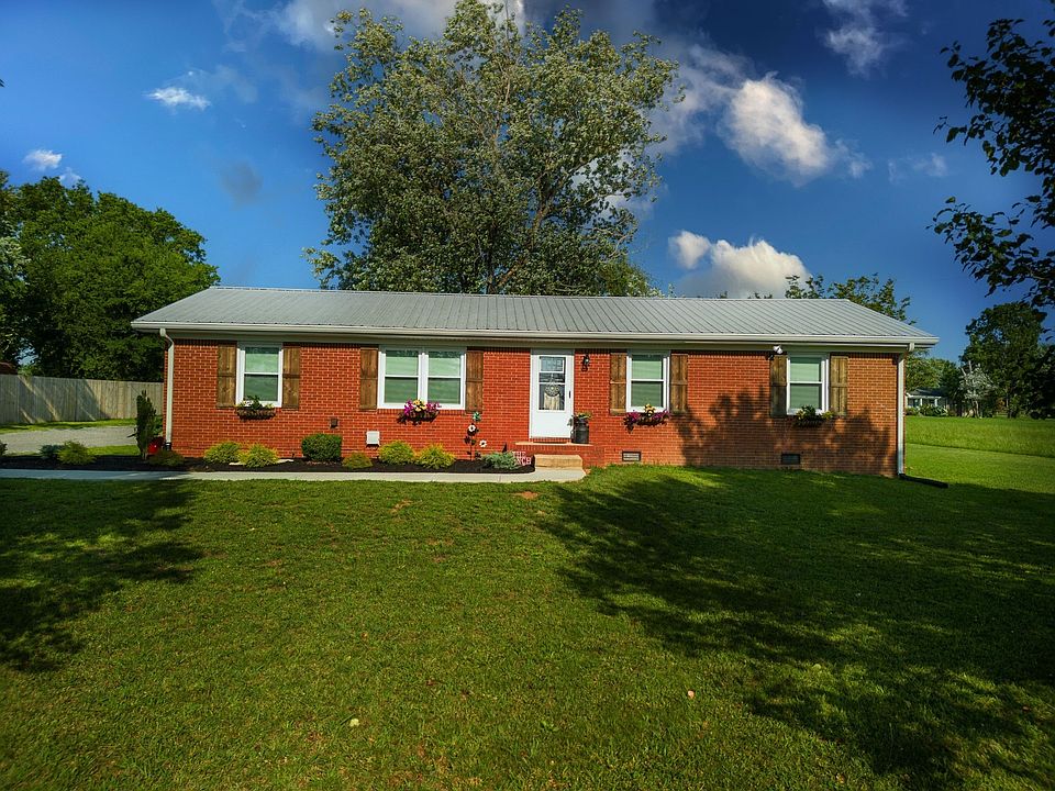 1st image of 1750 Fairfield Pike