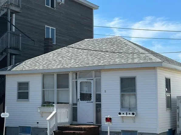 9 Shea St, Salisbury, MA 01952