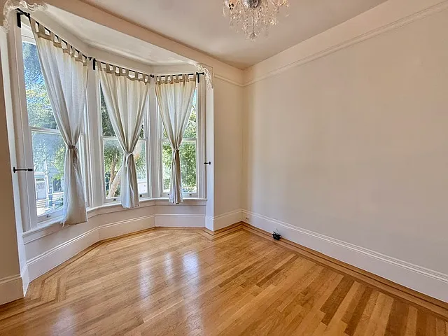 2906 Folsom St #2 — Photo 3