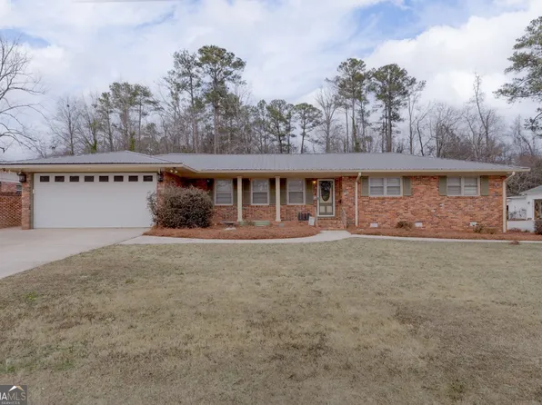 210 Granada Ter, Warner Robins, GA 31088