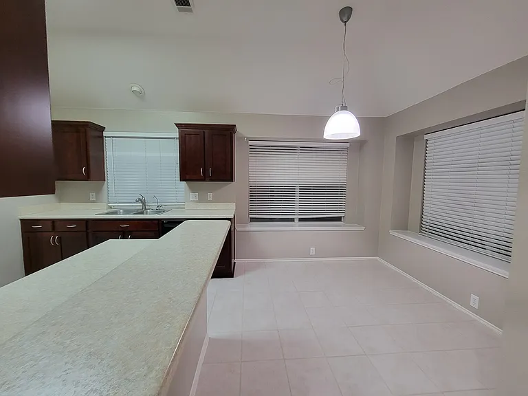 156 Pelican Cove Dr — Photo 8
