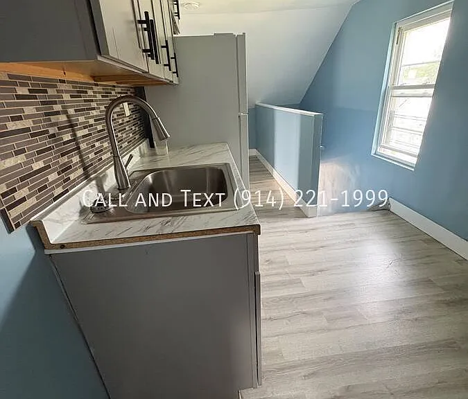 217 S 10th Ave — Photo 4