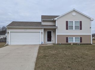 6230 Summer Ridge Ct, Greenville, MI