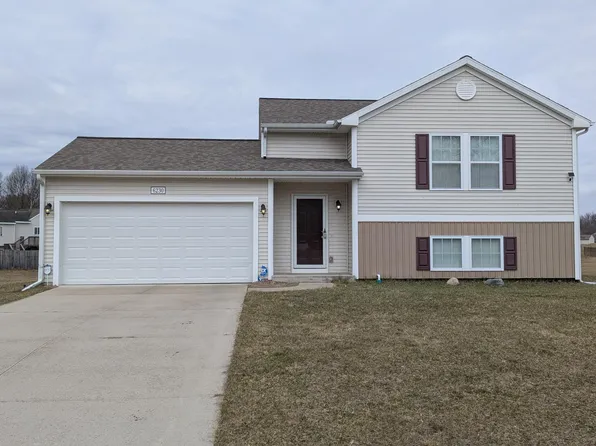 6230 Summer Ridge Ct, Greenville, MI 48838