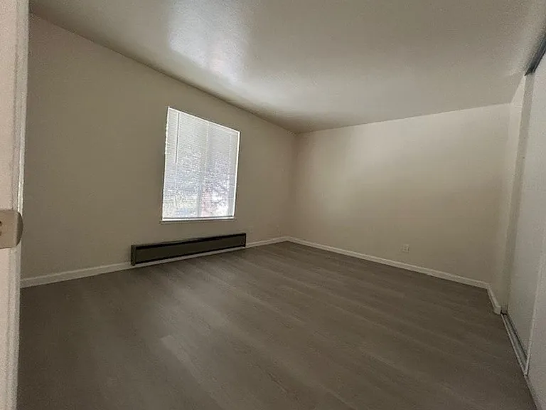 117 Tewksbury Ave #6 — Photo 8