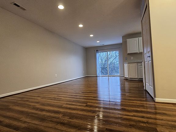 5th image of 1520 Maryland Club Dr