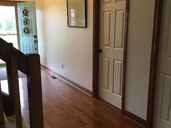 5th image of 1030 Ashwood Ln