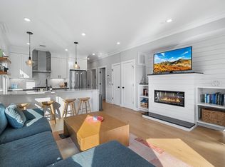 111 Beacon St #B, Somerville, MA 02143