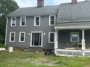 36 Elm St, Georgetown, MA 01833