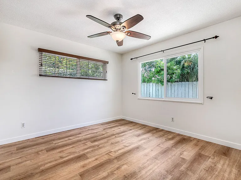 5681 Charter Ave — Photo 17