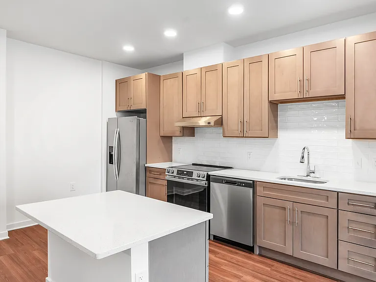 The Lodge at Autumn Willow 55+ Apartment Homes — Photo 66