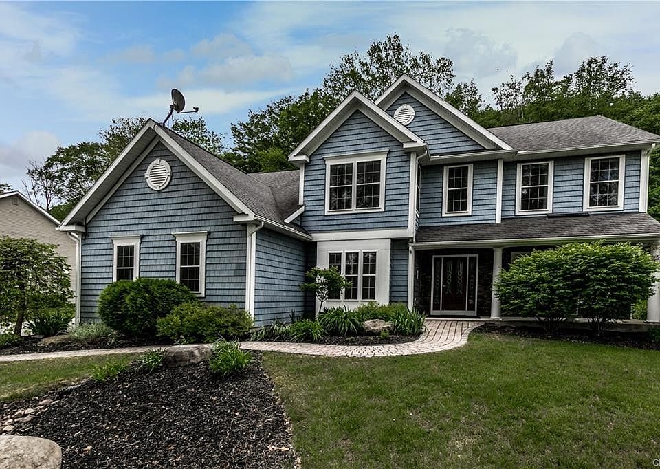 1st image of 221 Starksboro Dr