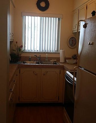 3rd image of 3013 N Halifax Ave #23