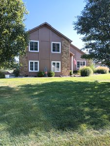 895 Padre Ln, Greenwood, IN, 46143