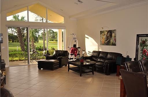 Home For Sale In Pga Village