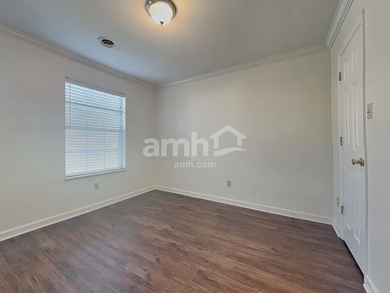 10225 Highgate Cir — Photo 18
