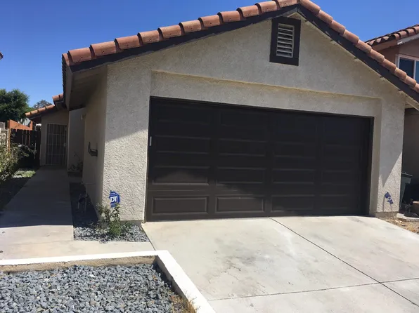 1066 Trujillo Ln, Colton, CA 92324
