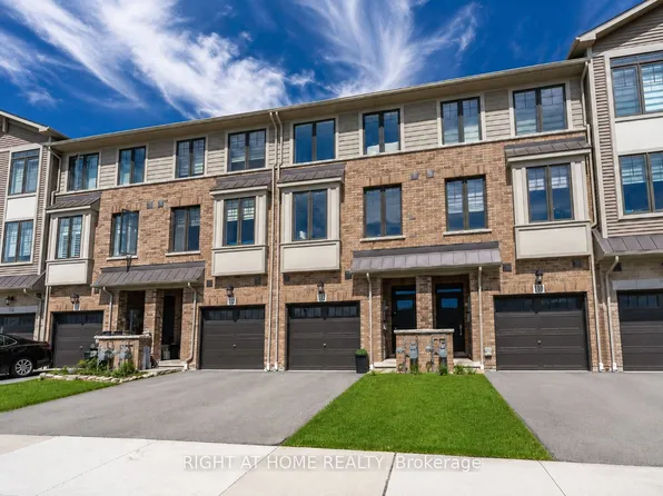 112 Hollywood Ct, Cambridge, ON N1R 0C7