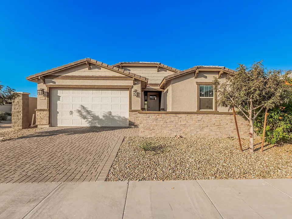 11022 W Levi Dr