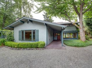 2620 214th Ave SE, Sammamish, WA 98075