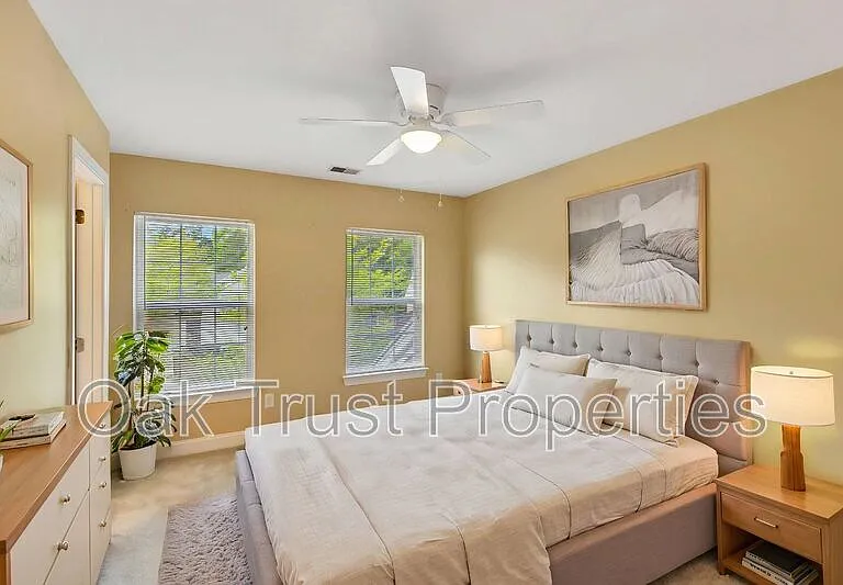 126 Tuscany Ct — Photo 18