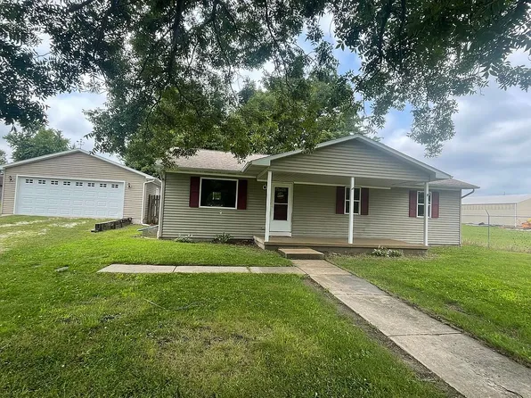 251 Cox Dr, Virginia, IL 62691