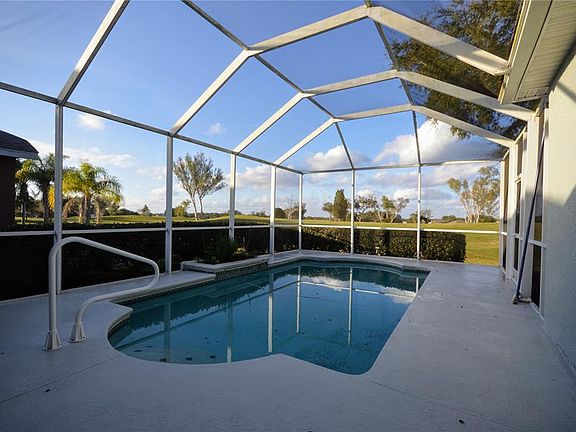 2nd image of 1408 Emerald Hill Way
