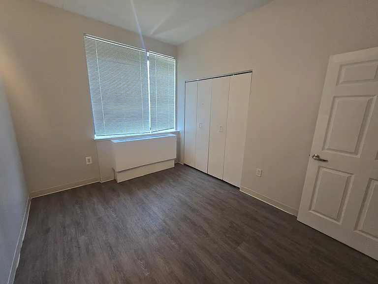405 Dumont Ave #2 — Photo 4