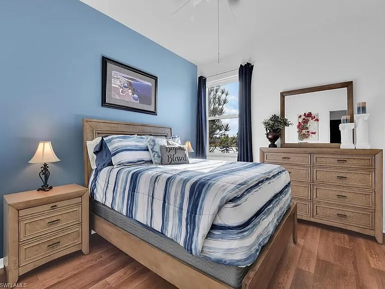 23398 Olde Meadowbrook Cir — Photo 3