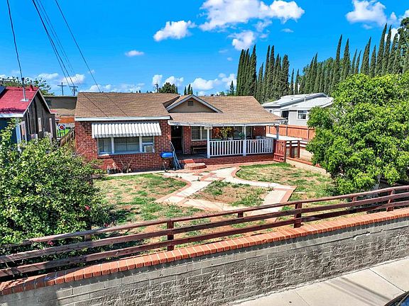 5th image of 1336 Peach Ave