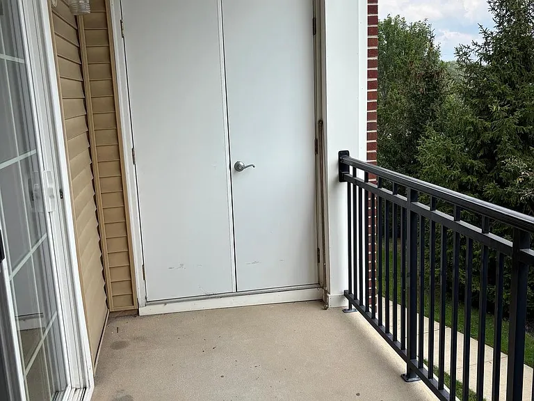 1321 Sierra Dr — Photo 39