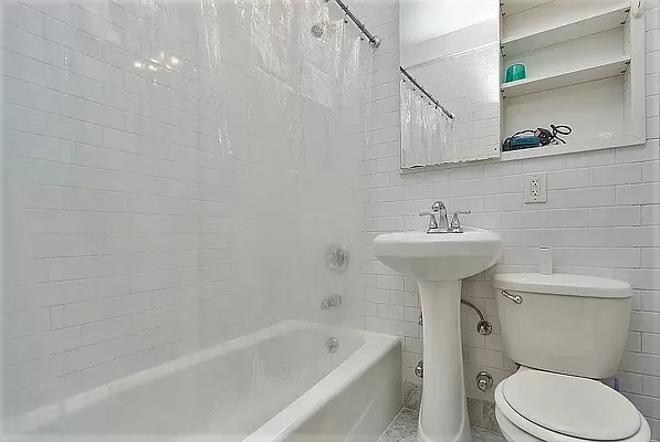 Rented by Oxford Property Group | media 36