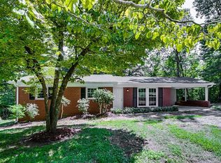 329 Falcon Hills Dr, Asheboro, NC 27205