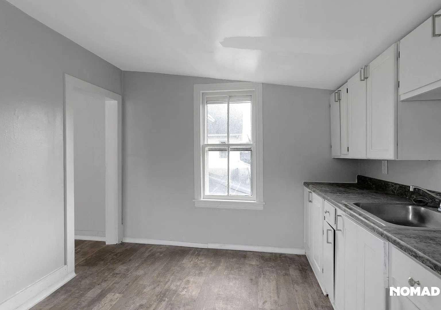 Charming 1BR Duplex in Salem — Photo 3