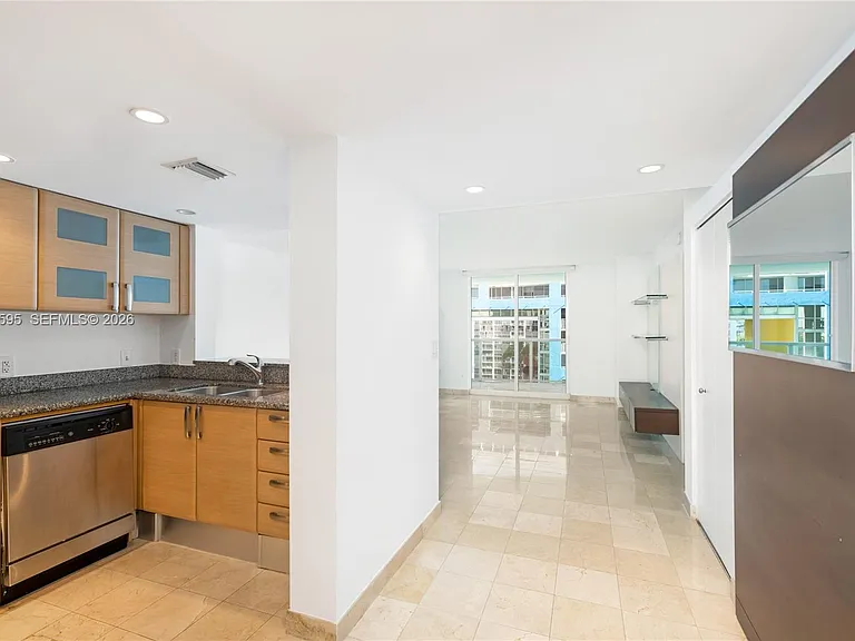2101 Brickell Ave #1103 — Photo 2